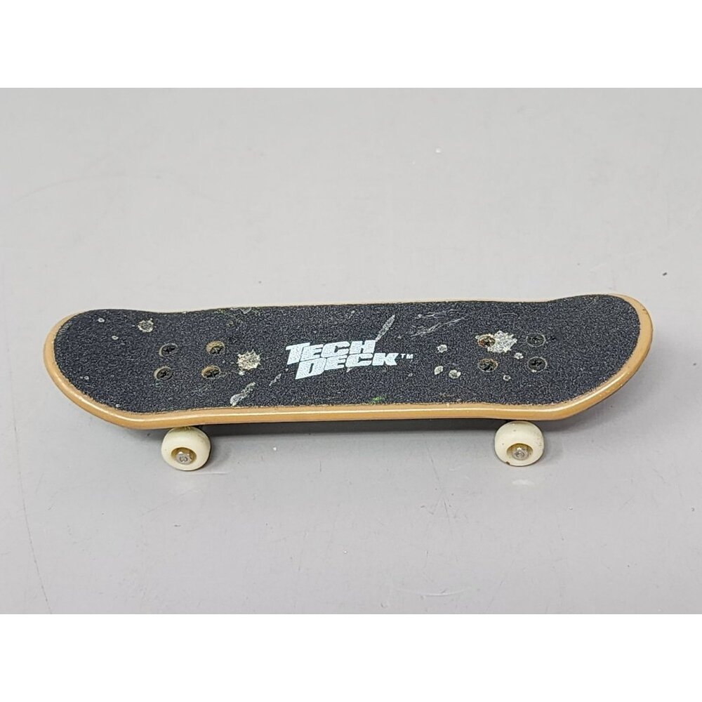 Tech Deck Tosh Mini Fingerboard Skateboard Black‎ Deck With White Wheels